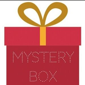 UNDER ARMOUR MYSTERY BOX